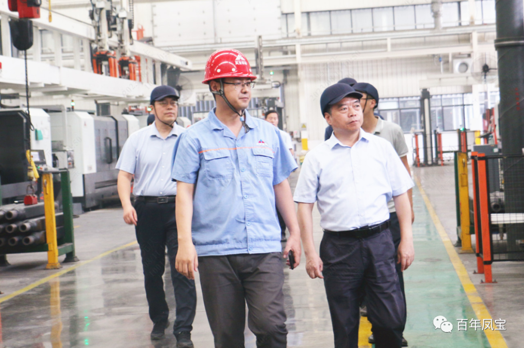 安阳市政协副主席侯合柱到乐玩体育集团调研指导工作